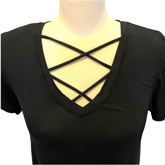Z Supply The Crisscross Tee Dress in Black - Picture 5 of 16